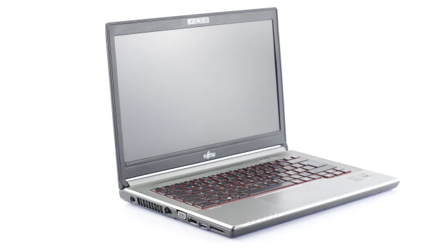 Fujitsu Lifebook E744 3189